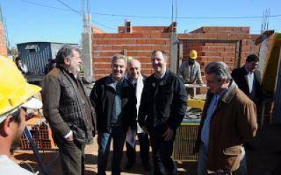 Intendentes de Pergamino y Col�n recibieron a Perechodnik