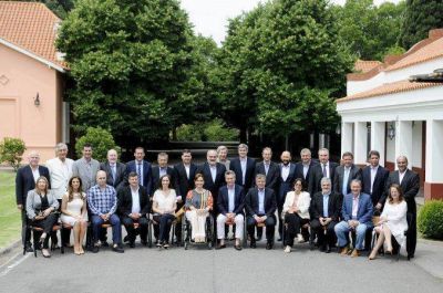 El Gobierno prepara convocatoria a gobernadores buscando apoyo para la audiencia p�blica