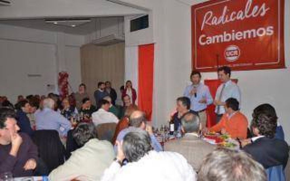 Posse busca un radicalismo bonaerense unido