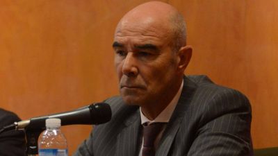 El fiscal Guillermo Mariju�n imput� a G�mez Centuri�n y al empresario Barreiro Laborda