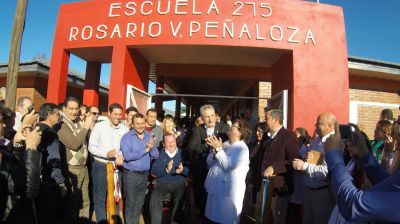 Passalacqua inaugur� varias obras y entreg� viviendas en San Javier