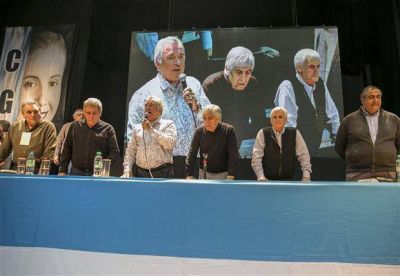Advirti� la CGT unificada por la pol�tica econ�mica, pero no llam� a un paro