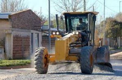 Avanzan obras de mejorado en las calles de Lober�a
