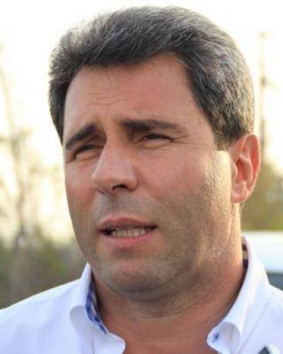 U�ac neg� estar entre los gobernadores que proponen un quiebre con Cristina