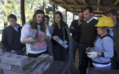 �La gobernadora de la provincia no est� en campa�a�, asegur� el intendente de Rivadavia