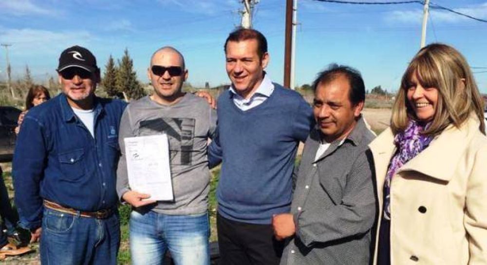 La escuela en la meseta empieza con contundente gesto pol�tico