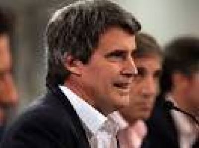 El Gobierno otorg� m�s auxilio financiero para Jujuy y Chaco