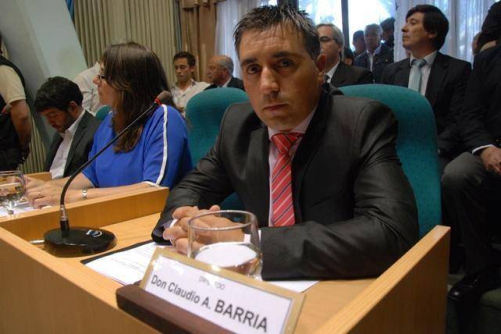 Barra solicitar inversiones para mejorar el sistema telefnico e internet