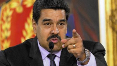 Nicol�s Maduro orden� despedir en 48 horas a funcionarios que firmaron por revocarlo