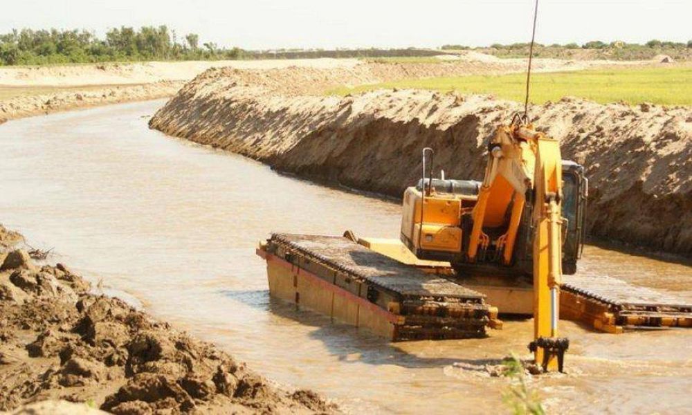 Preocupacin del Gobierno provincial por obra en el ro Pilcomayo