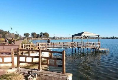 Municipio dice que no tira l�quido cloacal a la laguna