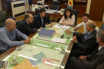 Exitoso convenio de salud entre Provincia y tres municipios