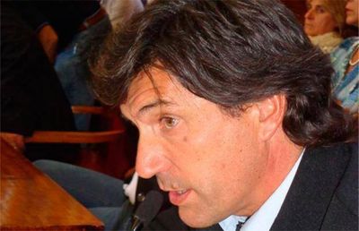 �Es exagerado que el intendente tenga un sueldo de 16 m�dulos municipales�