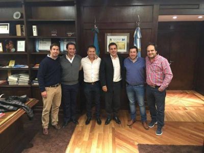 Festa dej� de lado las cr�ticas y mejor� la relaci�n con el oficialismo