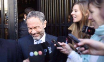 En medio de las amenazas contra Vidal, Ferrari va a la Legislatura