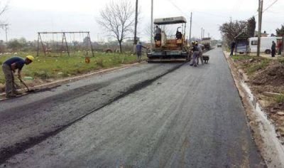 Finalizan obra de asfalto en Burzaco y arranca plan de 100 cuadras
