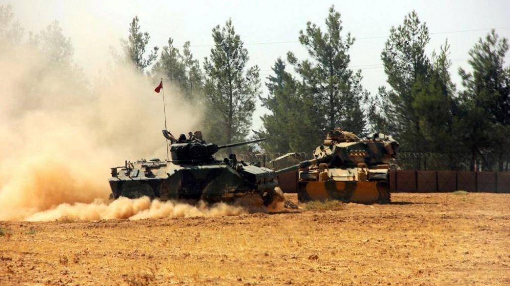 Recep Tayyip Erdogan orden a sus tanques invadir Siria para atacar a 