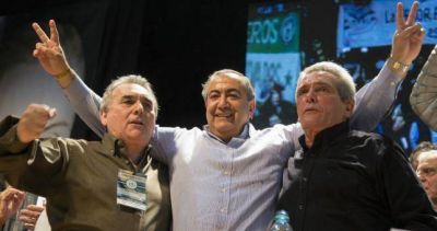 El triunvirato se mostrar� con la Juventud Sindical