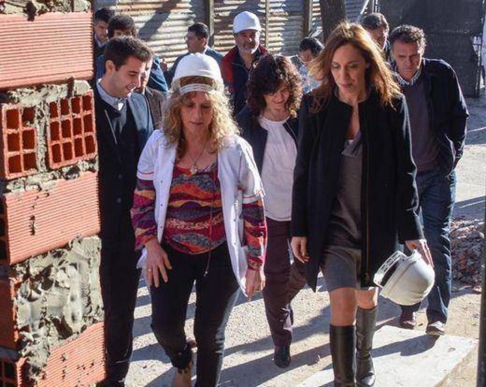 Vidal visit� el Hospital Eva Per�n