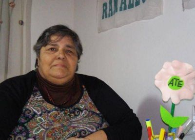 �Los auxiliares de educaci�n necesitamos una recomposici�n salarial urgente�