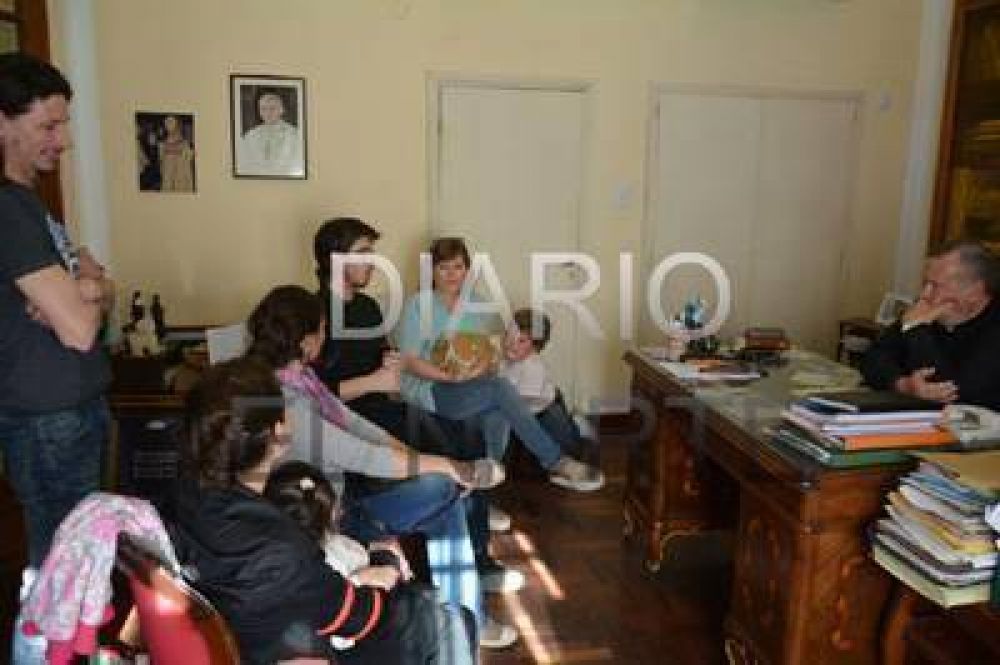 El Obispo acompa�ar� la marcha sobre Pro.Cre.Ar