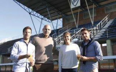 Quilmes: Martiniano Molina recibi� a los deportistas ol�mpicos del distrito