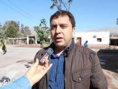 Prometen ampliar el asfaltado y la red cloacal