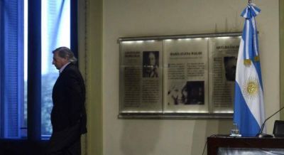 Macri les tuvo que rechazar la renuncia a Aranguren y Prat Gay