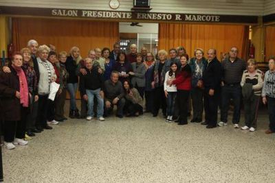 El Centro de Jubilados y Pensionados �Chascom�s� recibi� una ayuda de $ 20 mil