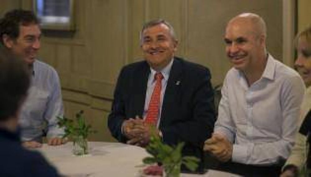 Larreta se reuni� con Gerardo Morales por el intercambio cultural