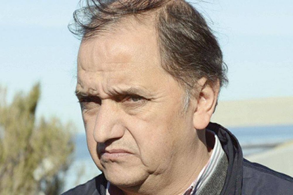 Linares dijo que �ya no hay m�s tiempo para que Naci�n dilate las obras�