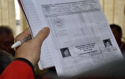 ATE dice que le aumentaron un 78% a los funcionarios y Franco que 