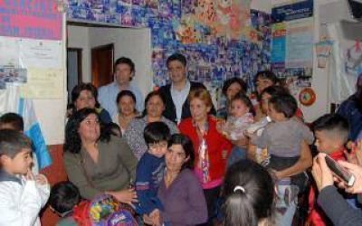 Jorge Macri y Gustavo Posse visitaron un merendero en San Isidro