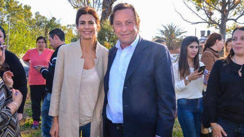 Awada se mostr� m�s con Varisco que con el PRO