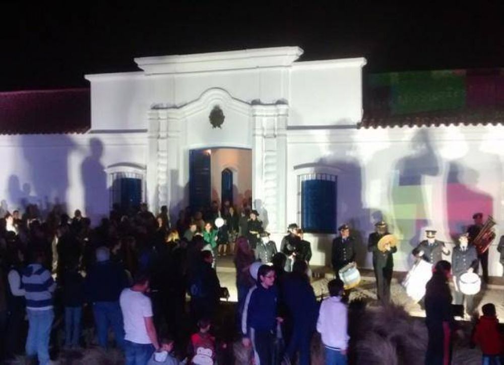 Inauguraron la rplica de la Casa de Tucumn en La Punta