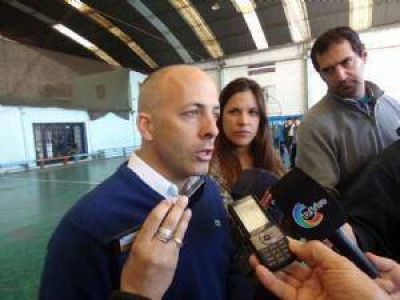 �Piden aumento y que sumemos gente, pero para las dos cosas no hay�