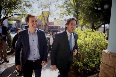 El PRO nacional se re�ne buscando unidad y votos
