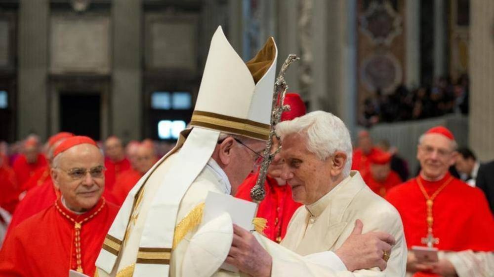 Ratzinger: Comunin profunda y amistad con Francisco