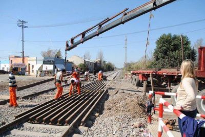 Reconstrucci�n del paso a nivel de San Mart�n
