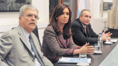Denuncian negociados de L�pez y De Vido que llegan hasta La Plata