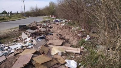 Revol Anexo: sigue el basural, el municipio fren� obra de desag�es y falta el agua potable