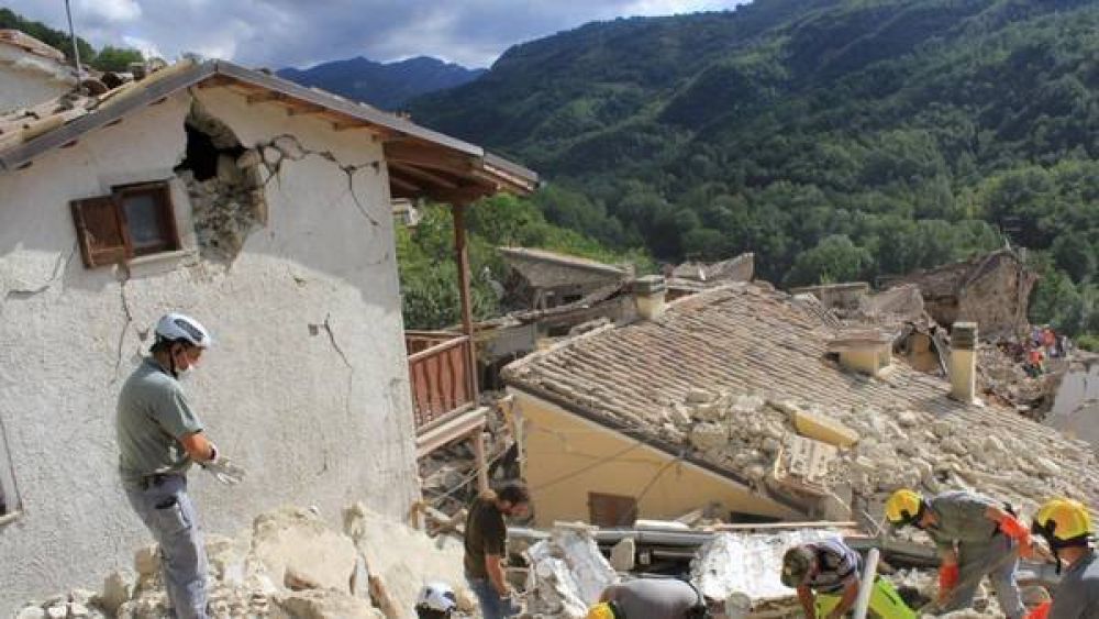 Cada vez son ms los muertos en Italia: siguen las rplicas y los derrumbes