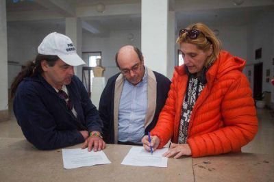 Polo Obrero entreg� un petitorio por viviendas, trabajo y asistencia alimentaria