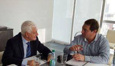 Serenal solicit� una soluci�n para la problem�tica del agua en Lincoln