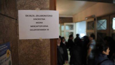 Conseguir remedios, la otra lucha de 600 pacientes con c�ncer