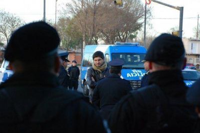 Santa Fe dise�a su propuesta antes de reunirse ma�ana con Bullrich