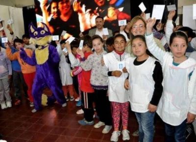 M�s de 9 mil alumnos recibir�n estampillas escolares el lunes