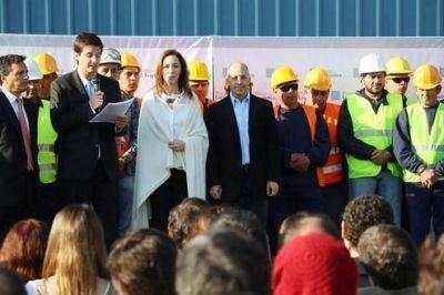 Vidal anunci� inversiones en Pilar y promesas de 3.800 puestos de trabajo