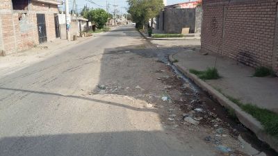 Vecinos del sur de la ciudad piden mantenimiento de las calles