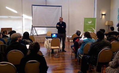 Capacitan para prevenir conflictos